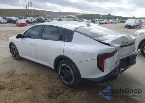 2025 Kia K4 Ex z USA, uszkodzony, nr VIN 3KPFU4DE8SE009910